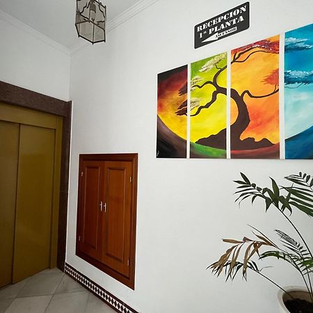 קוניל דה לה פרונטרה Hostel Conil מראה חיצוני תמונה
