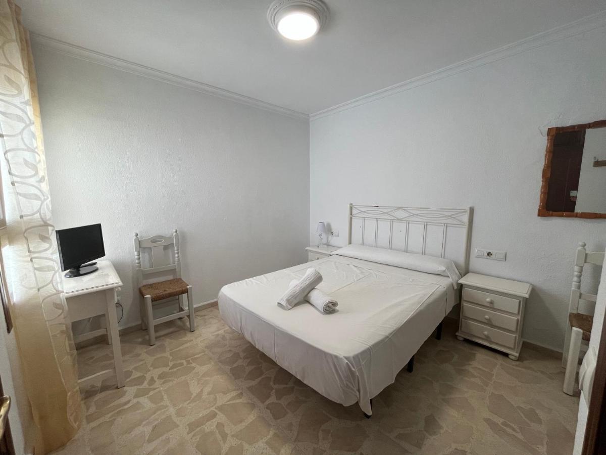 קוניל דה לה פרונטרה Hostel Conil מראה חיצוני תמונה