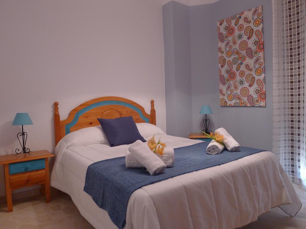 קוניל דה לה פרונטרה Hostel Conil מראה חיצוני תמונה