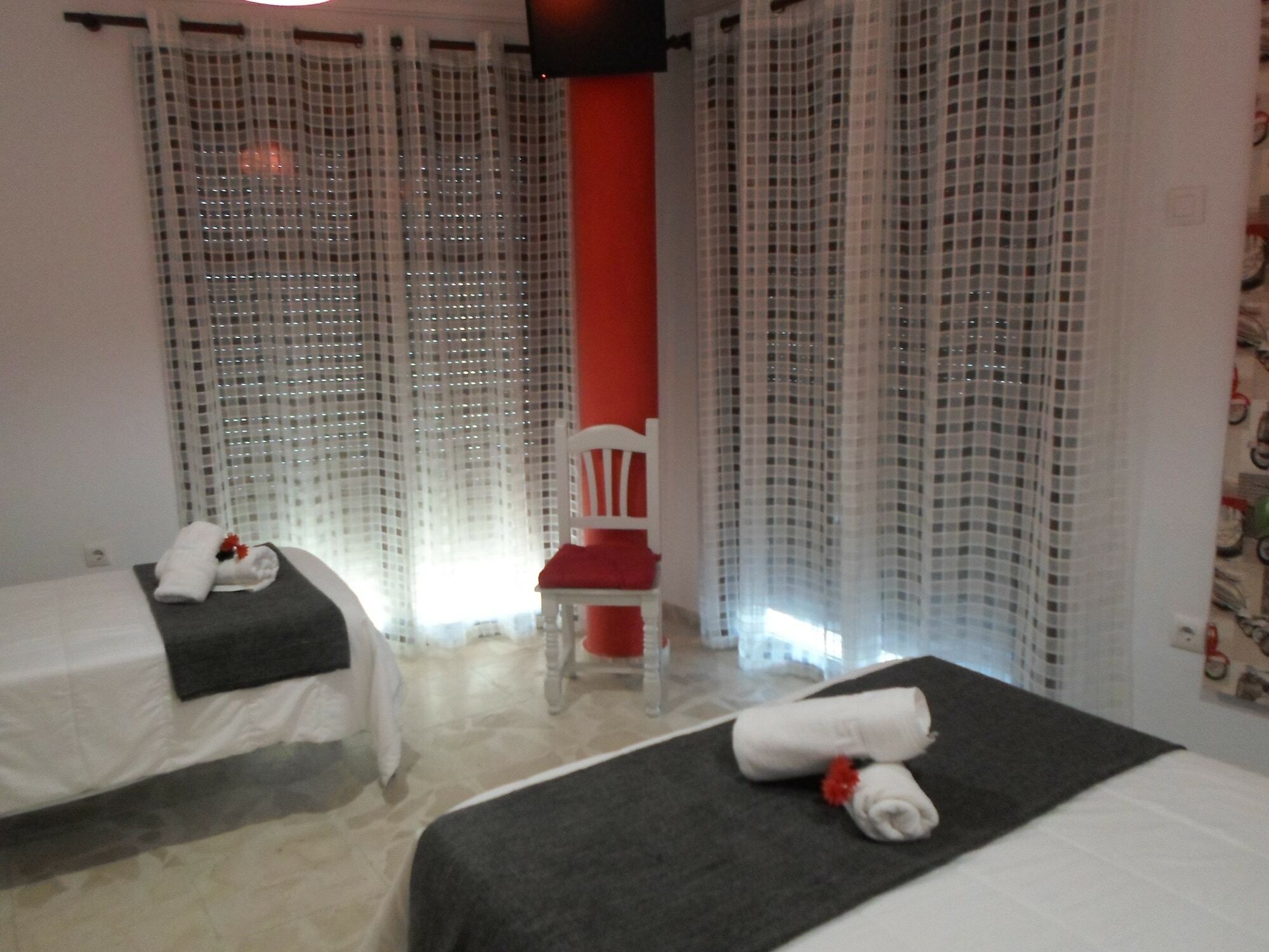 קוניל דה לה פרונטרה Hostel Conil מראה חיצוני תמונה